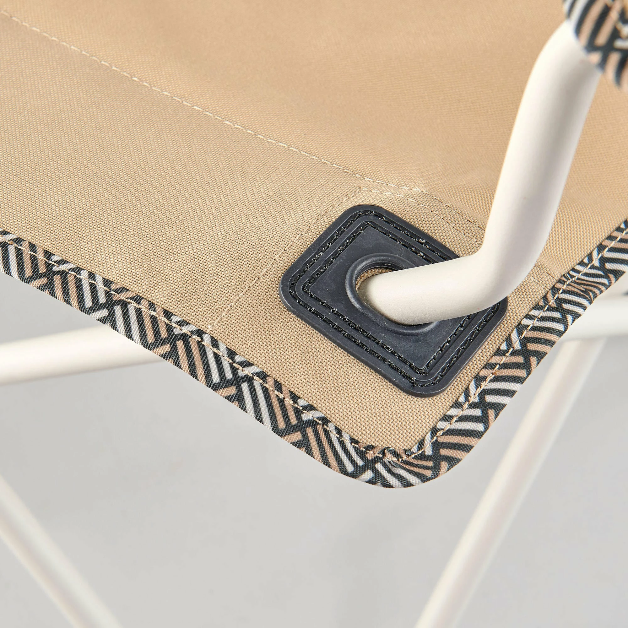 Quechua Camping Folding Armchair - Basic 8 Quechua Camping Folding Armchair - Basic - Image 8