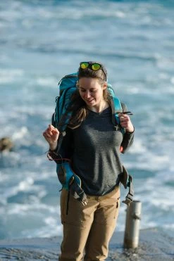 Forclaz Women's Travel 100 Merino Wool Backpacking T-Shirt -clothing Shop 8573881 context image 1527538