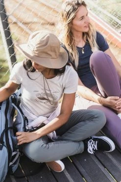 Forclaz Women's Travel 100 Merino Wool T-Shirt -clothing Shop 8665722 context image 2481942